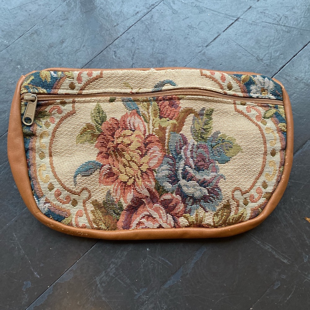 Fanny-pack